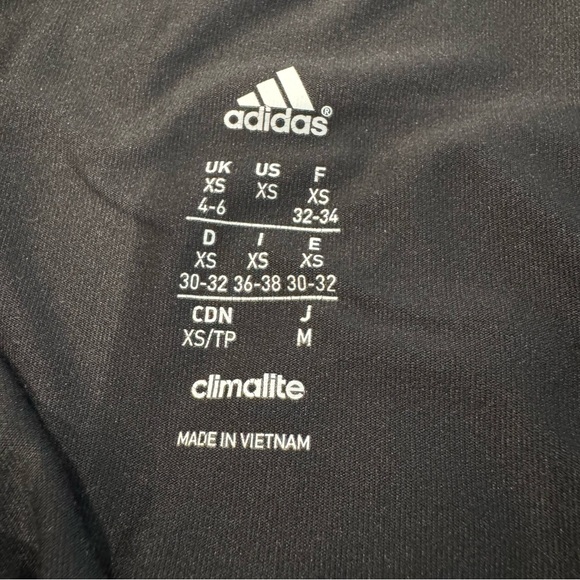 Adidas ClimaLite Fitted Quarter Zip - Picture 3 of 3